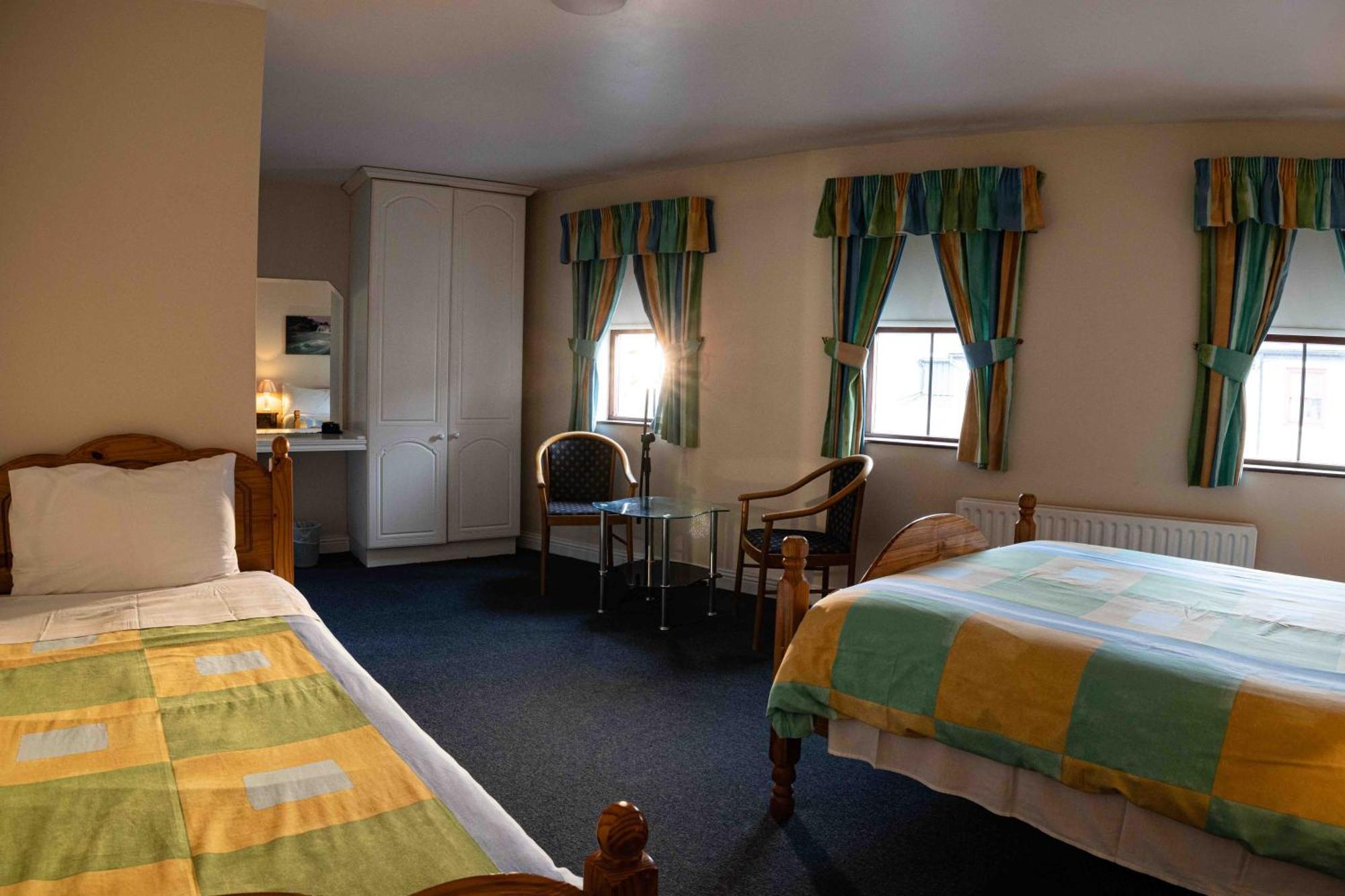 Mccarthy'S Westport Bed & Breakfast Екстериор снимка